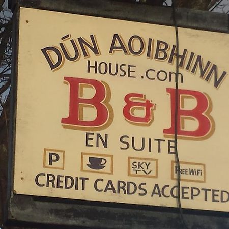 Dun Aoibhinn Guest Accommodation Голуей Екстериор снимка